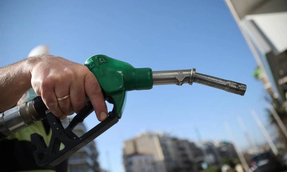 Fuel Pass 2: Πώς βγαίνει η ψηφιακή κάρτα-Ποιοι θα κερδίσουν επιπλέον 15 ευρώ